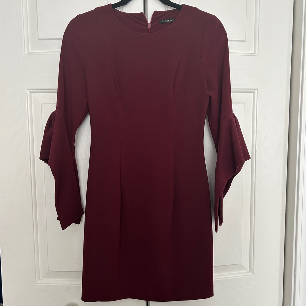 Black Halo Lori Bell-Sleeve Cocktail Dress